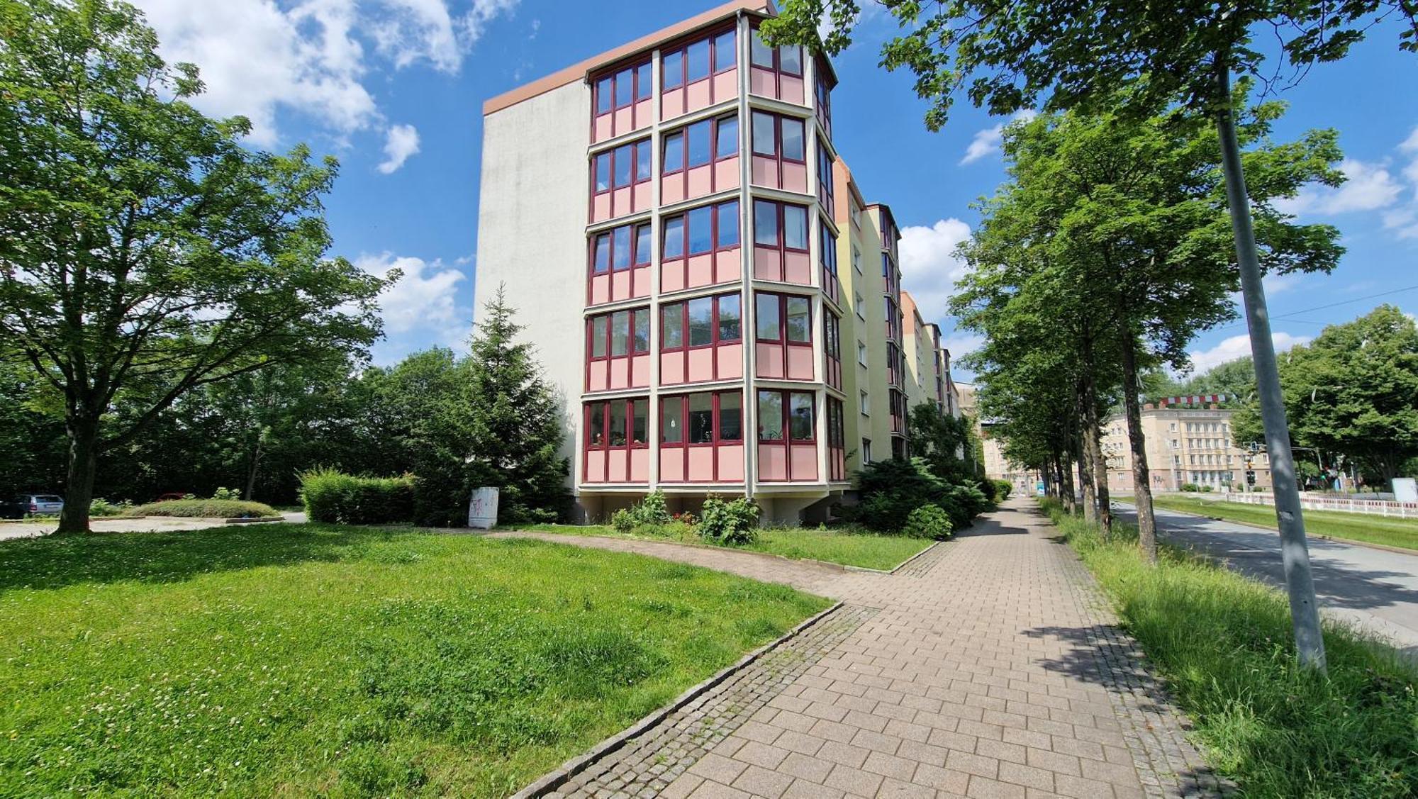 2 Bedroom Cityview Apartment Ps5-Qled Tv-Parking Chemnitz Exterior photo